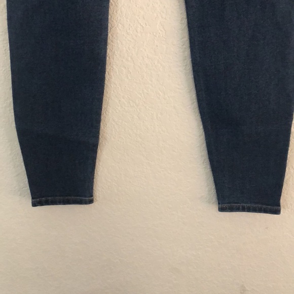 Celebrity Pink Juniors Skinny Mid-Rise The Rider Jeans - Picture 7 of 10